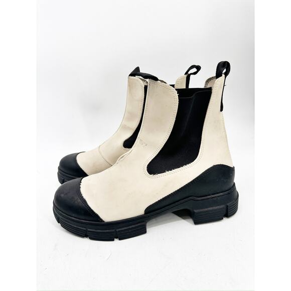 Ganni Waterproof Recycled Rubber City Boot in Brazilian Sand Cream Black FLAW 41 - Picture 1 of 8